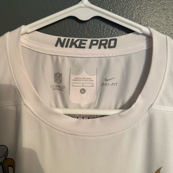 Nike NFL Carolina Panthers Super Bowl 50 undershirt size Large - Picture 2 of 3